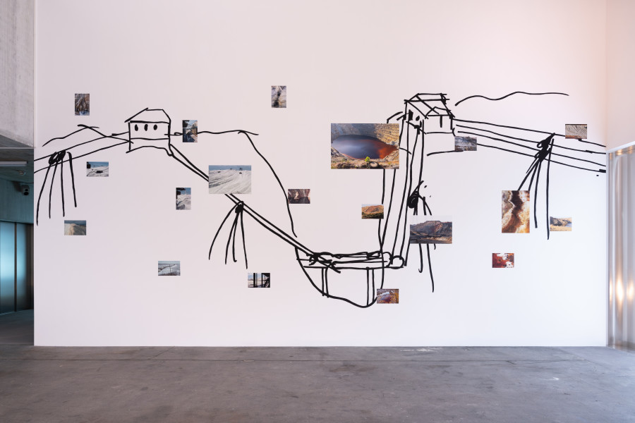 Eva Lootz. Aliviadero (Serie Minas de Riotinto), 2014/ 2016. Courtesy the artist. Ausstellungsansicht / Installation view Kunsthaus Baselland 2025. Foto / Photo: Finn Curry