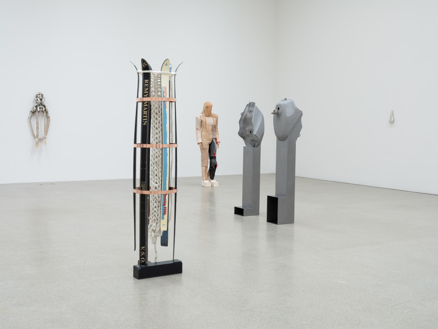 Exhibition view, Alexandra Bircken, SomaSemaSoma, Kunsthaus Biel Centre d’art Bienne, 2025. Photo credit: Lea Kunz