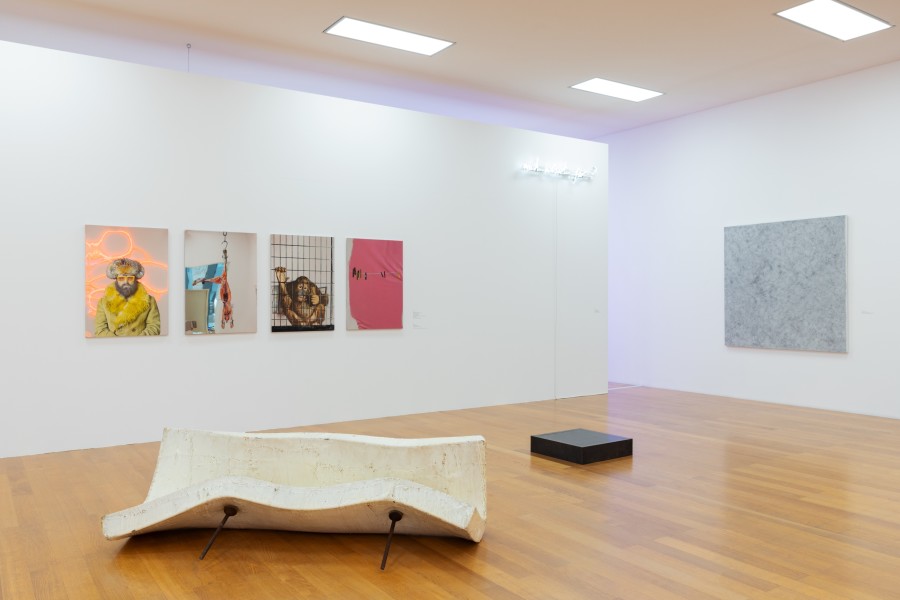 Exhibition view, Silver Suits You. 25 Years Loving Art, Kunstmuseum Liechtenstein, Vaduz, 28.02.–09.06.2025. Photo: Alicia Olmos Ochoa © The artists / 2025, ProLitteris, Zurich / Kunstmuseum Liechtenstein