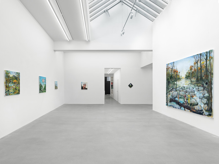 Installation view, Verne Dawson, Fête Galante, Galerie Eva Presenhuber, Zurich, Waldmannstrasse, 2023 © Verne Dawson Courtesy the artist and Galerie Eva Presenhuber, Zurich / New York / Vienna Photo: Stefan Altenburger Photography, Zürich