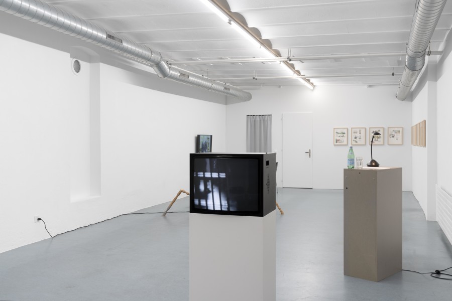 Joanie 4 Jackie Chainletter tapes, The Velvet Chainletter, 1995, All 4:3 (black and white and/or colour, sound), Courtesy of ©Miranda July, Tammy Rae Carland, Mary Billyou, Ryder Cooley and Rachel Mayeri, Hellin Kay and the Getty Research Institute, Los Angeles. Photo credits: marytwo