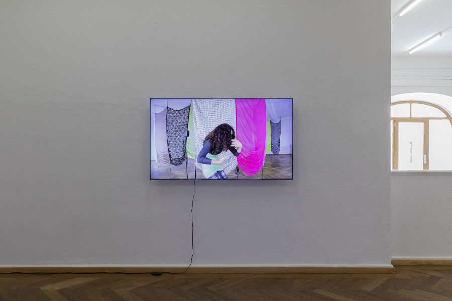Lara Dâmaso, to the unborn: catharsis, 2022. 3-video installation with silk curtain and satin ribbons. With the collaboration of Blanca Bianchi. Credit photo: © Guadelupe Ruiz