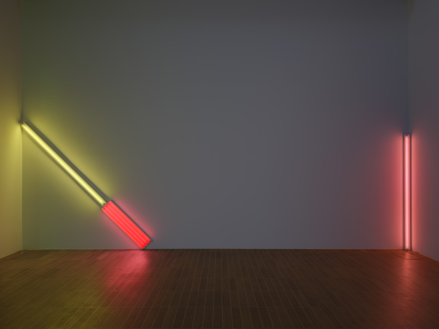 Dan Flavin, left: alternate diagonals of March 2, 1964 (to Don Judd), 1964 (Entstehungszeit), red and yellow fluorescent light, The Dan Flavin Estate, courtesy of David Zwirner. right: pink out of a corner (to Jasper Johns), 1963, pink fluorescent light. The Museum of Modern Art, New York, Gift of Philip Johnson. © Stephen Flavin / 2024, ProLitteris, Zurich. Photo Credit: Florian Holzherr