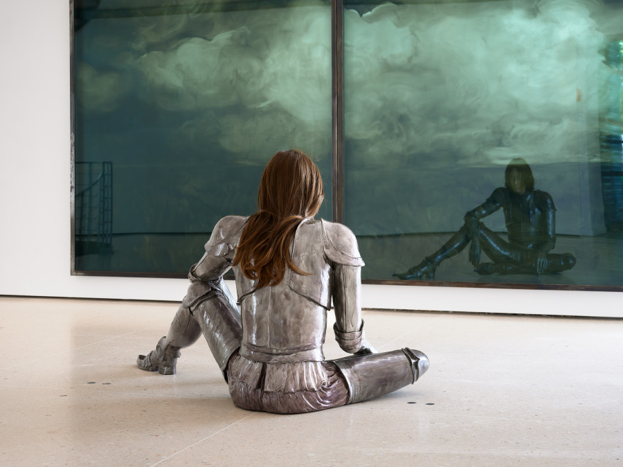 Ausstellungsansicht Eintauchen! Pascale Birchler, Da sind wir, losgekettet von der Sonne, 2022. Foto: Ernst Kehrli. © Courtesy of the artist, Kunsthaus Zug