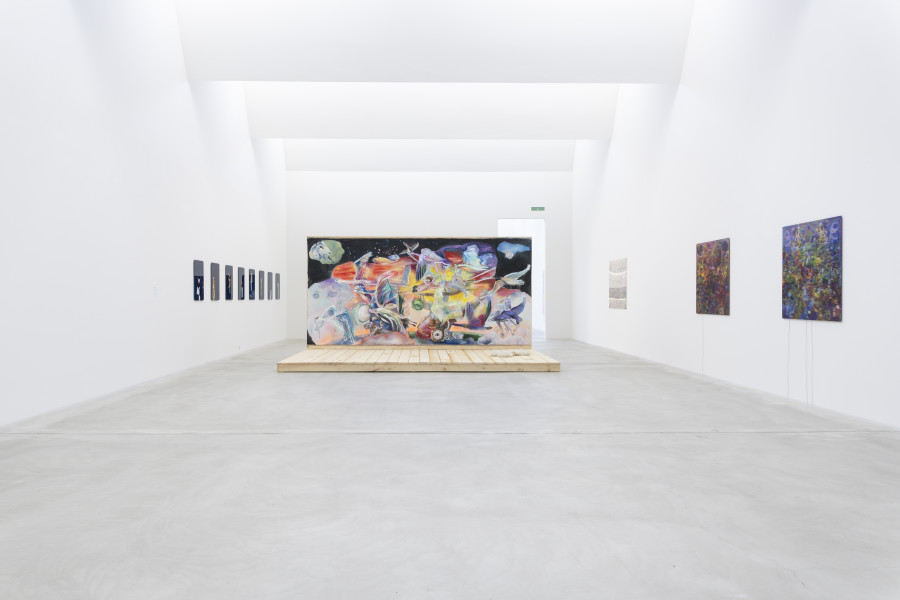 Ausstellungsansicht mit Werken von Klodin Erb (*1963) und Olga Titus (*1977). Foto: Reto Kaufmann