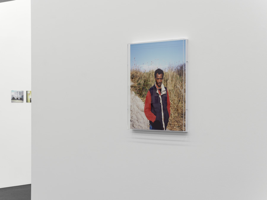 Installation view, Bruno Serralongue, Pour la vie, Galerie Francesca Pia, Zurich, 2022. Photo: Cedric Mussano