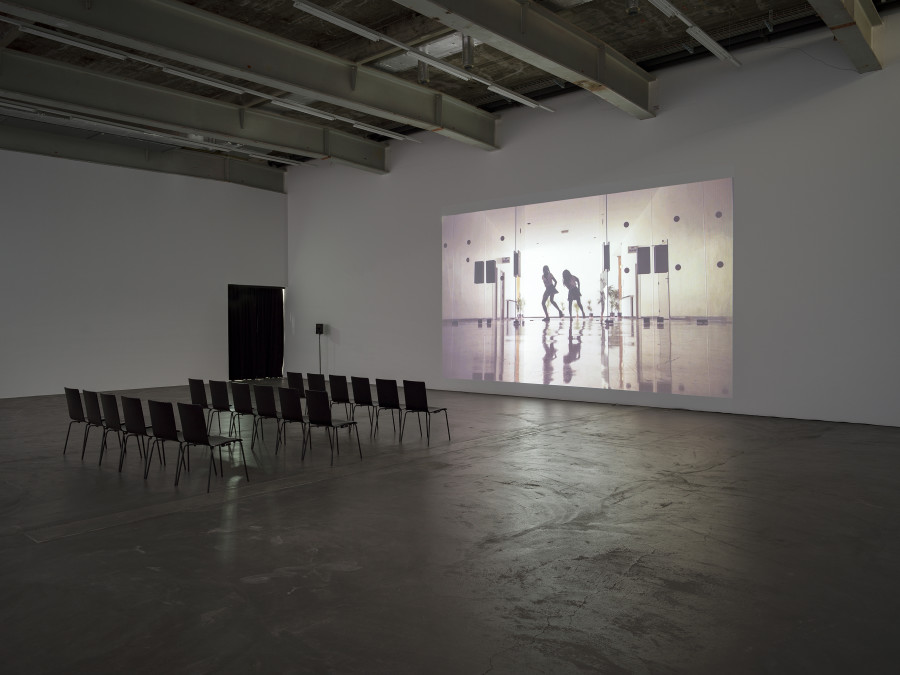 (LA)HORDE - Marine Brutti, Jonathan Debrouwer, Arthur Harel –, Bondy, 2017, Kunsthalle Zürich, 2024. Foto / Image: Cedric Mussano
