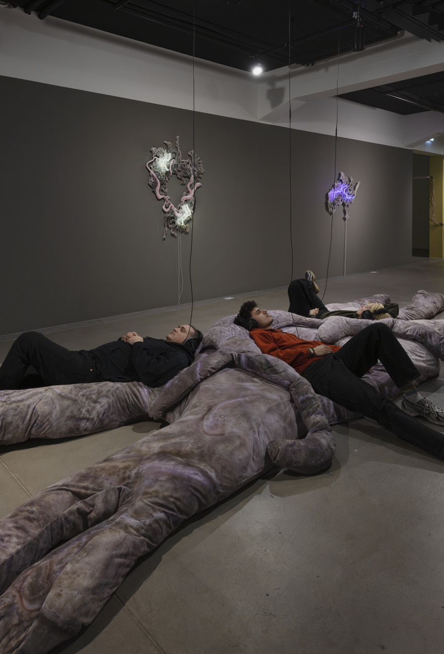 Isabell Bullerschen, Stellar phlegm, 2026 «Lukas Truniger, Isabell Bullerschen, Rhona Mühlebach – Swiss Media Art – Pax Art Awards 2025», 2026, HEK, photo: Franz Wamhof