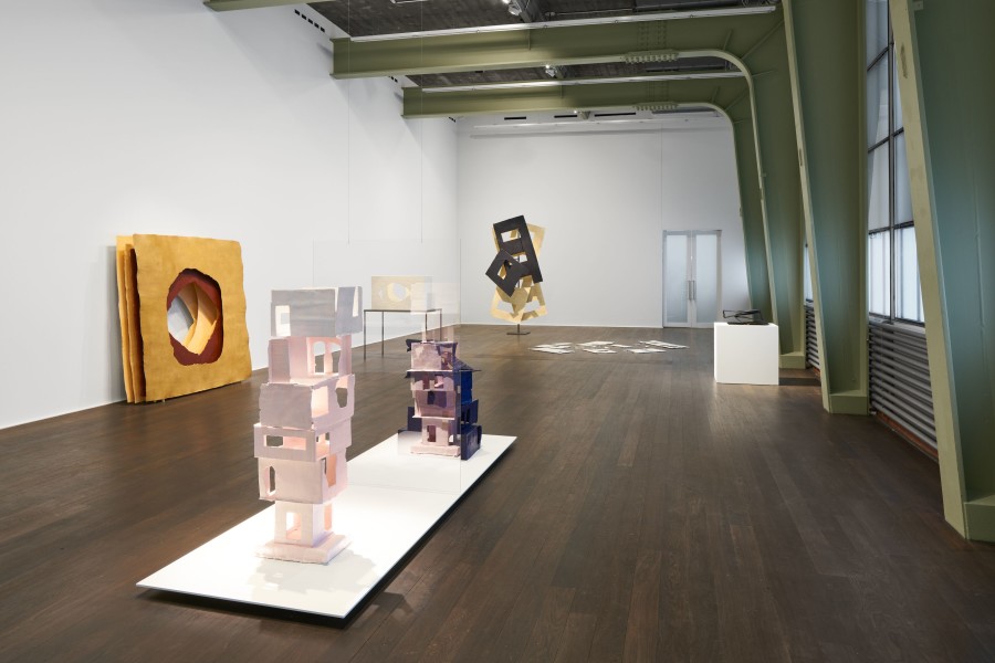 Installation view, ‘Rachel Khedoori’ at Hauser & Wirth Zurich, Limmatstrasse, 23 January – 23 May 2025 © Rachel Khedoori. Courtesy the artist and Hauser & Wirth. Photo: Jon Etter