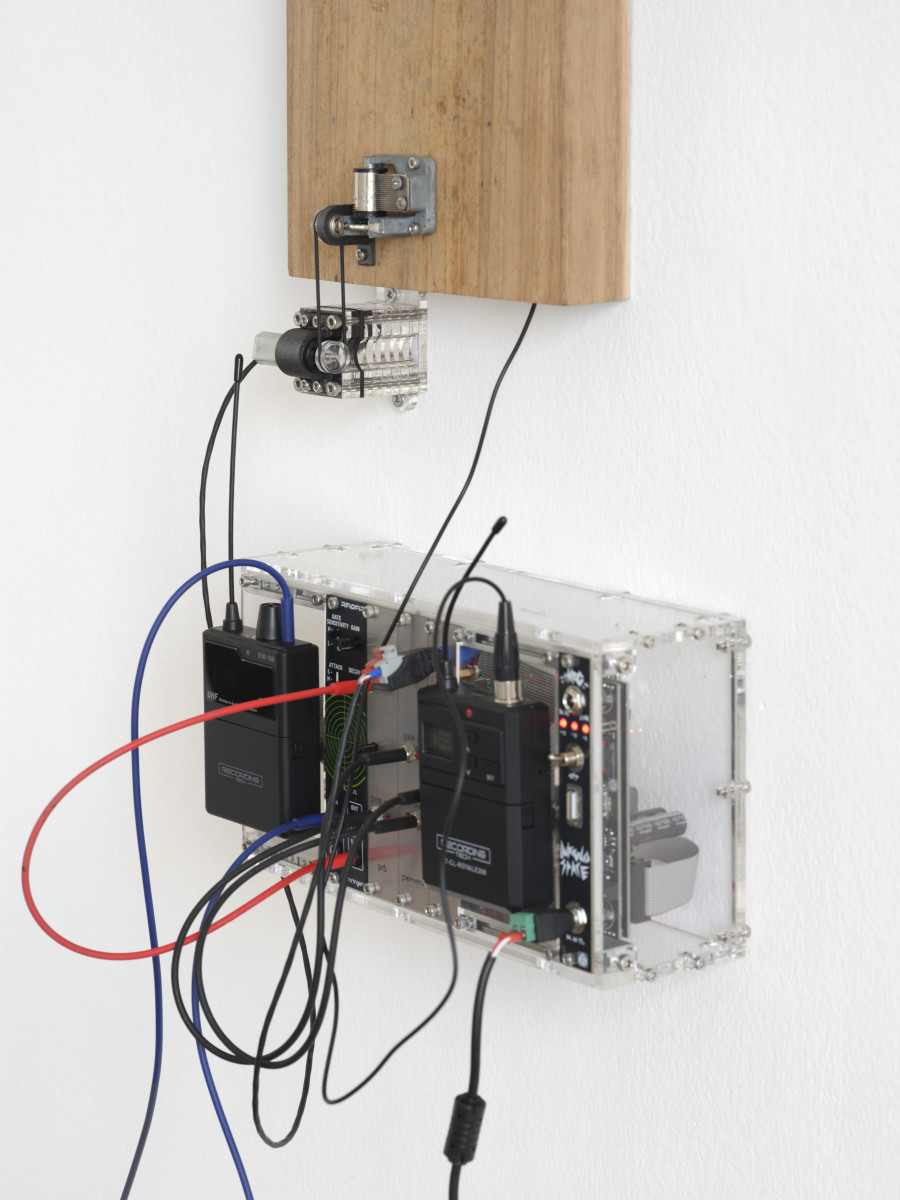 Bagus Pandega, Swara Sirna, 2025, detail, in: Bagus Pandega, Sumber Alam, Kunsthalle Basel, 2025, photo: Philipp Hänger / Kunsthalle Basel