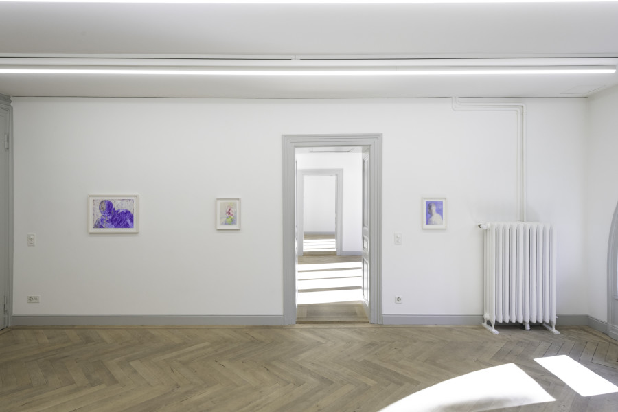 Installation view, Simon Martin, 13 images par seconde, 2023, Galerie Peter Kilchmann