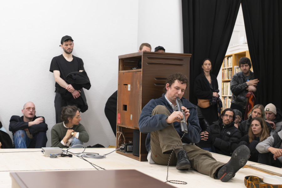 Opening, SOMA5, Tobias Maria Koch, KRONE COURONNE, 2025. Photo credit: Thalles Piaget