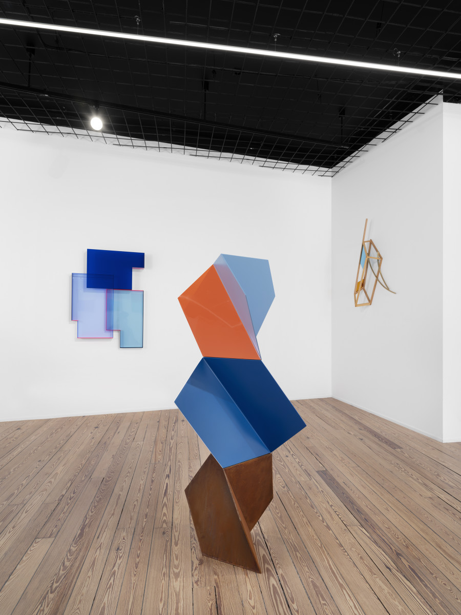 Exhibition view, Henrik Eiben, gap in the clouds, galerie lange + pult, Geneva, 2025. Photo credit: Julien Gremaud