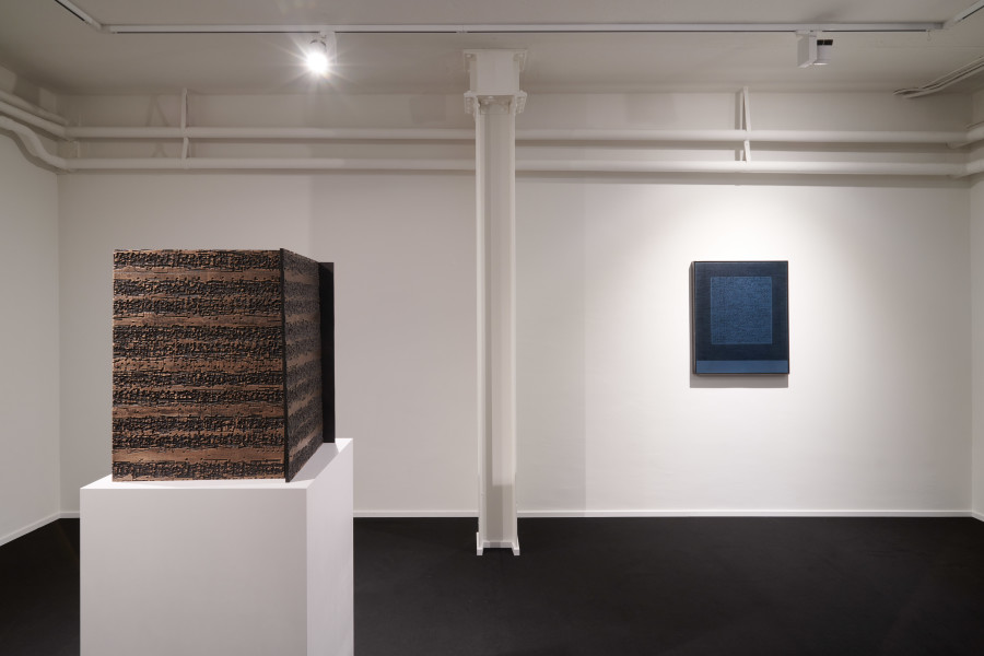 Installation shots of "After the storm" with works by Idris Khan and Annie Morris exhibited at Galerie Fabian Lang, Zurich, (9 June 2023 - 29 July 2023). Credit: Courtesy of artists and Galerie Fabian Lang. Copyright: © Fabian Lang