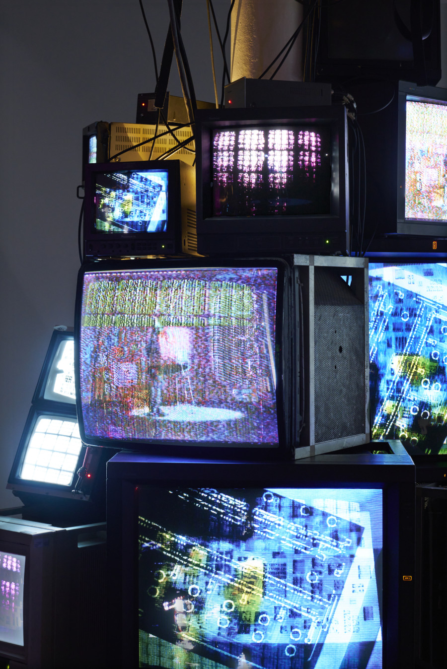 [ a n y m a ] Michael Egger, Synkie (module Fernsehturm, detail), 2010/2024. Photo: Guillaume Python. Courtesy of the artist and Kunsthalle Friart Fribourg