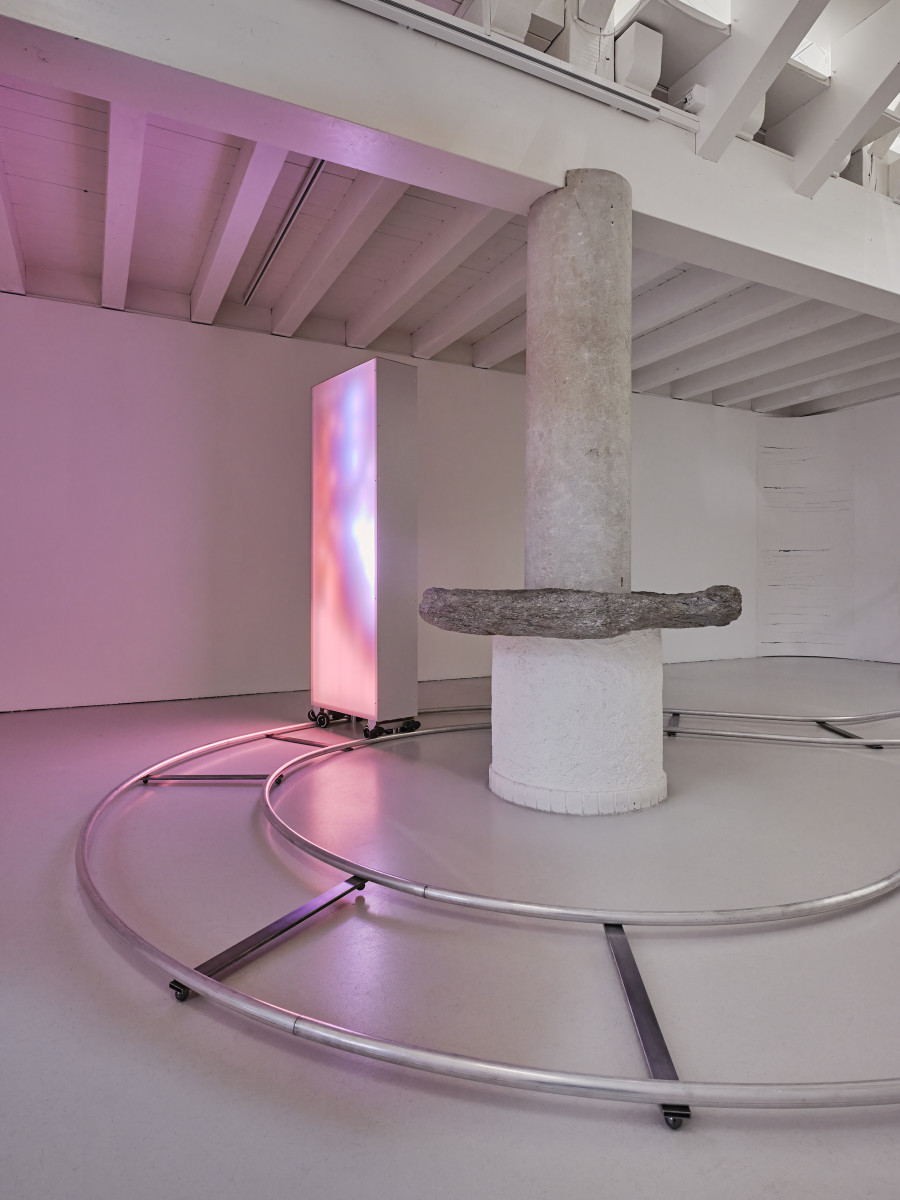 Camille Dumond, Everything but sliced, Ferme de la Chapelle, Geneva, Sept-Oct 2025. Camille Dumond, Power of the spin, Installation and wall elements, aluminum, steel, wood, LED, 5.30 × 3.30 m, 2025. Photo credit: ©Nicolas Delaroche Studio