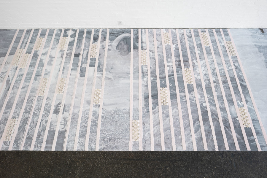 Melike Kara, «Emine`s Garden», exhibition view, 2023. Photo: Kunst Halle Sankt Gallen, E. Sommer. Courtesy: the artist Jan Kaps, Cologne & Peres Projects, Berlin