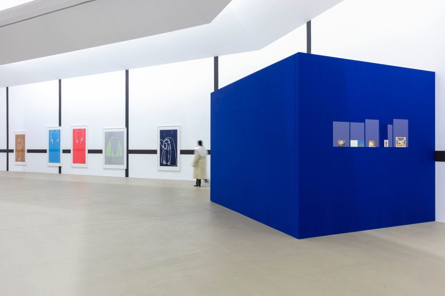 Andrea Büttner, "Erntende" (2021) & "Dachau, Coventry, Groß St. Martin, Plötzensee" (2017-2019), exhibition view Kunstmuseum Basel | Gegenwart, © bei der Künstlerin / the artist & ProLitteris, Zürich, Photo: Julian Salinas.