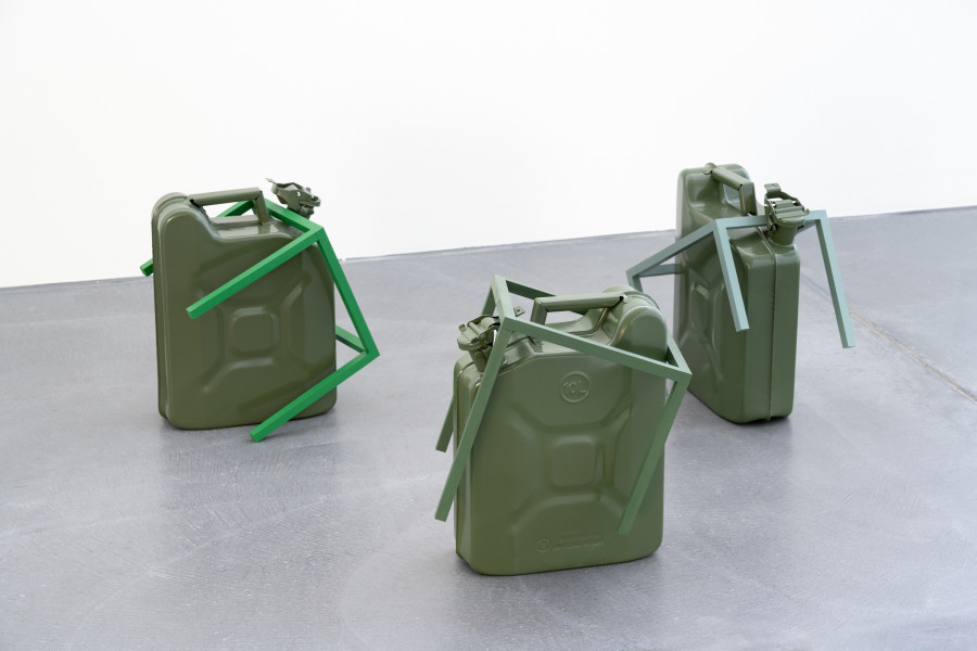 Florian Slotawa, exhibition view, Grammatik einfach erklärt, view on KS.069, 2025, von Bartha, Basel, 2026. Photo: Finn Curry / von Bartha. Courtesy of the artist and von Bartha.