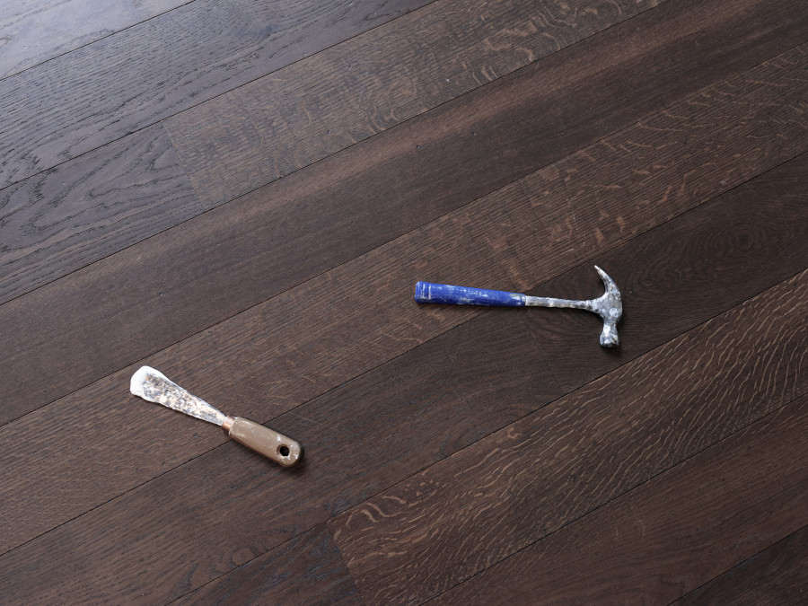 Cassidy Toner, Spatula, 21 x 3.4 x 1.4 cm, Hammer, 25 x 9.5 x 1 cm. Courtesy of the artist & PHILIPPZOLLINGER, Zurich. Photo credit: Samuel Bramley