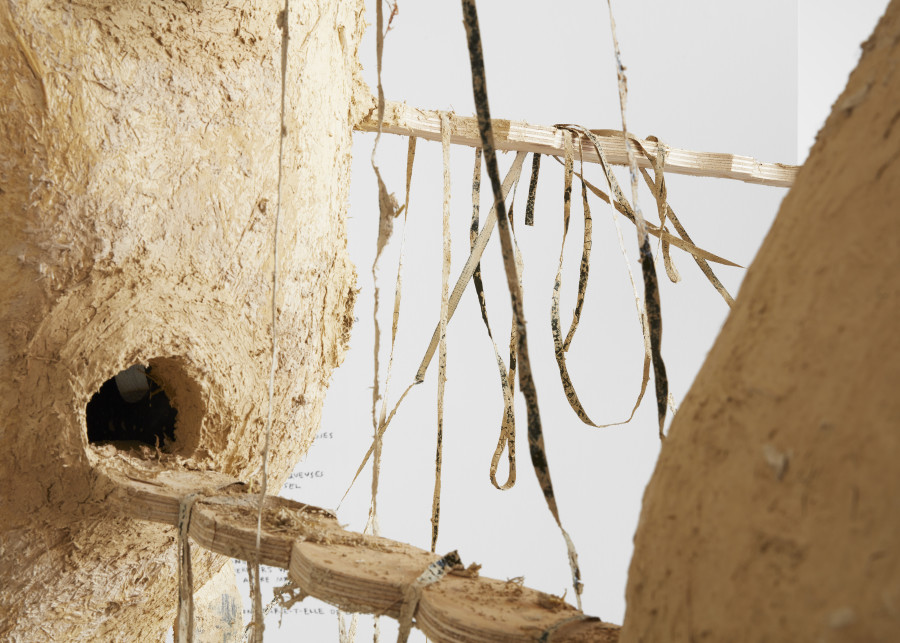 Exhibition view, Sebastián Dávila, Tierra rota. Se hace el día, Musée des Beaux-Arts la Chaux-de-Fonds, 2023. Images credit : Musée des beaux-arts de La Chaux-de-Fonds, Photo : Gaspard Gigon