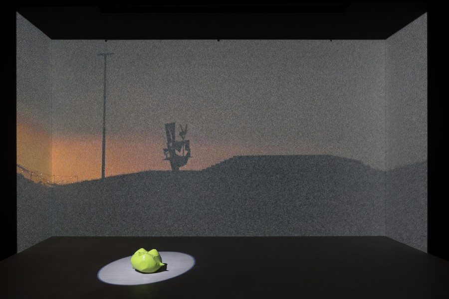 Fritz & Virginie Sistek, Priscilla Predator: geboren, leben, sterben, 2025, an automated theater play, 32 minutes, For, Basel. Photography: Gina Folly. Copyright and courtesy of the artists and For, Basel