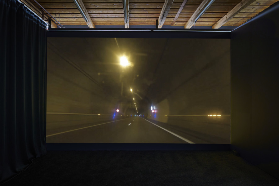 Delphine Mouly, Extended Play (Tunnel Tunnel Edit), 2023. Photo: Guillaume Python. Courtesy of the artist and Kunsthalle Friart Fribourg