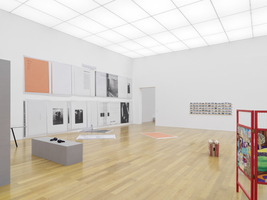 Exhibition view, On the Street, Kunstmuseum Liechtenstein, Vaduz, 11.04. – 31.08.2025. Photo: Stefan Altenburger Photography, Zurich © The artists / 2025, ProLitteris, Zurich / Kunstmuseum Liechtenstein