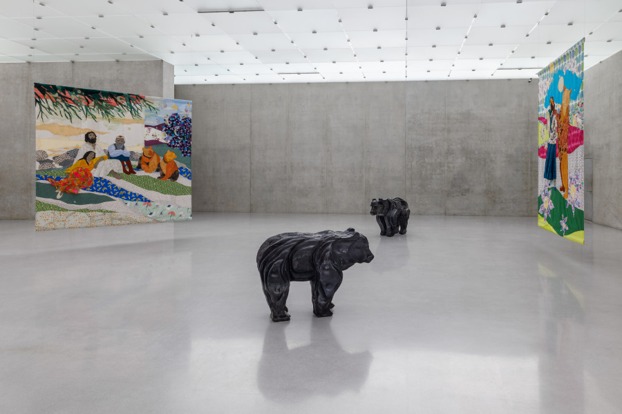 Małgorzata Mirga-Tas, Tełe Ćerhenia Jekh Jag, Exhibition view third floor Kunsthaus Bregenz, 2025. Photo: Markus Tretter. © Małgorzata Mirga-Tas, Kunsthaus Bregenz. Courtesy of the artist, Foksal Gallery Foundation, Warsaw, Frith Street Gallery, London, Karma International, Zurich