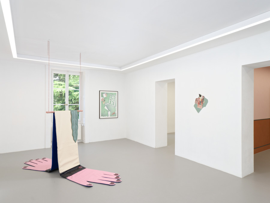 Hippolyte Hentgen, vue de l’exposition « Chambre à deux lits » à la Villa du Parc - centre d’art contemporain - Aurélien Mole, 2025