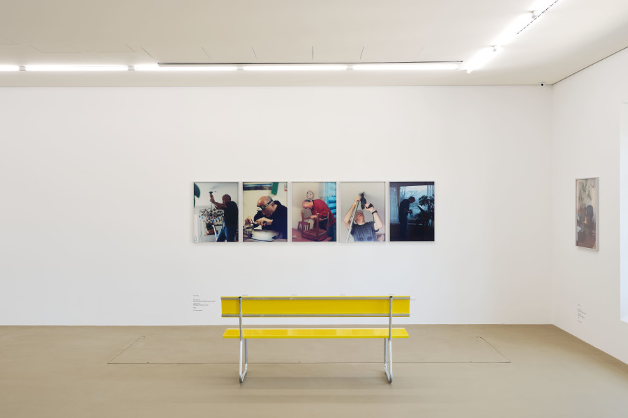 Bank V (Kodak), Gina Folly, « Gina Folly. Autofocus », exhibition view at the Kunstmuseum Basel | Gegenwart, 2023, galvanised steel, lacquered aluminium, Object: 80 x 170 x 54 cm, © by the artist / the artist, Gina Folly, 2023 Photo: Max Ehrengruber / Quasitutto, Series of works, Gina Folly, « Gina Folly. Autofokus », C-print, framed, Picture: 80 x 60 cm; Picture: 60 x 80 cm; Picture: 27.5 x 36 cm, © by the artist / the artist, Gina Folly, 2023, Photo: Emanuel Rossetti.