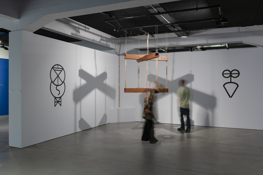 Adriana Knouf, Quanto Canto, 2025, «Quantum Visions», 2025, HEK, photo: Franz Wamhof