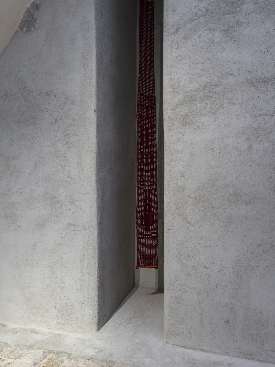 Exhibition view «nudos de tiempo» by ektor garcia, mixed media installation, Cabaret Voltaire 2022. Photo: Cedric Mussano. Courtesy: the artist