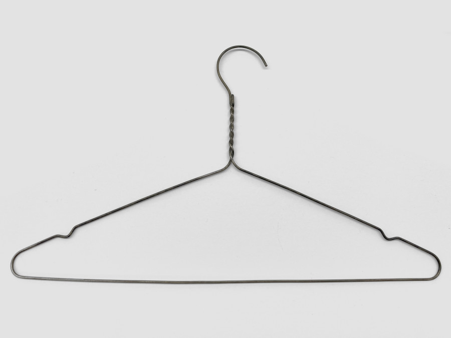 Bernhard Schobinger, YES, 2010, Silver 800, 23.2 x 39.2 x 0.5 cm